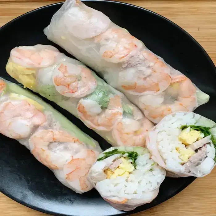 Вьетнамские роллы с креветками и овощами спиралью